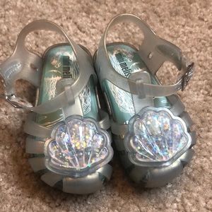 Mini Melissa seashell jelly sandals size T6